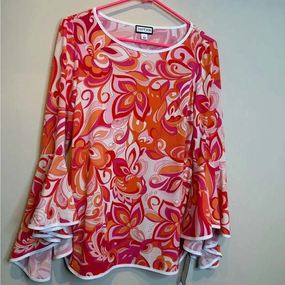 Macy’s Sam & Jess Pink & Orange Bell Sleeve Blouse with Crew Neck & 3/4 Sleeves - Picture 2 of 6